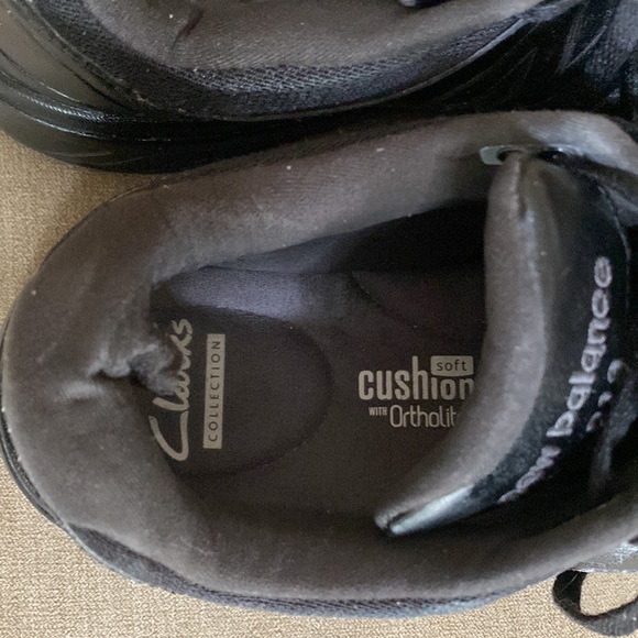 New Balance / Clarke’s walking shoes - Picture 6 of 8